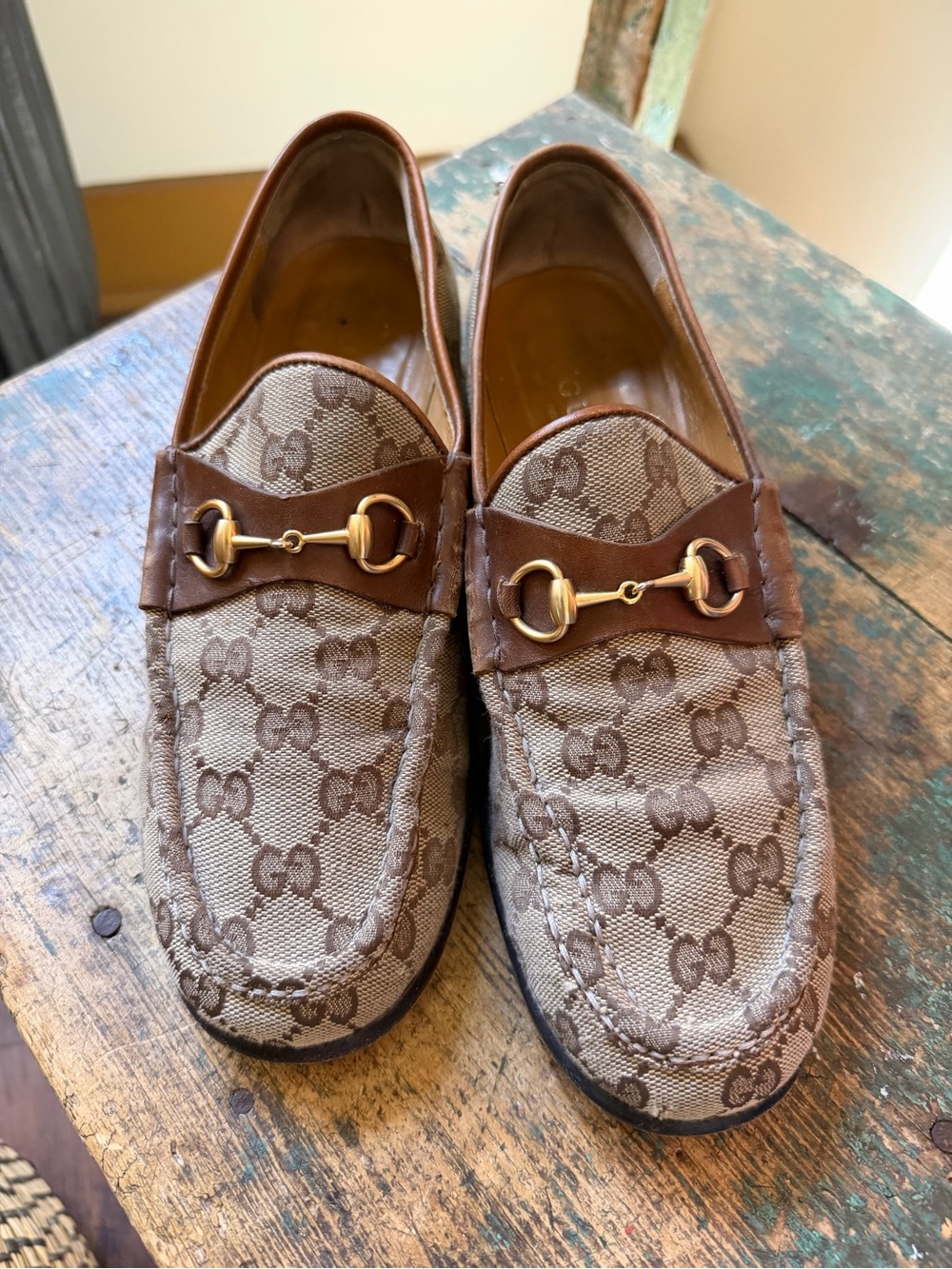 Gucci Women’s Brown GG Canvas Leather Horsebit Loafers vintage